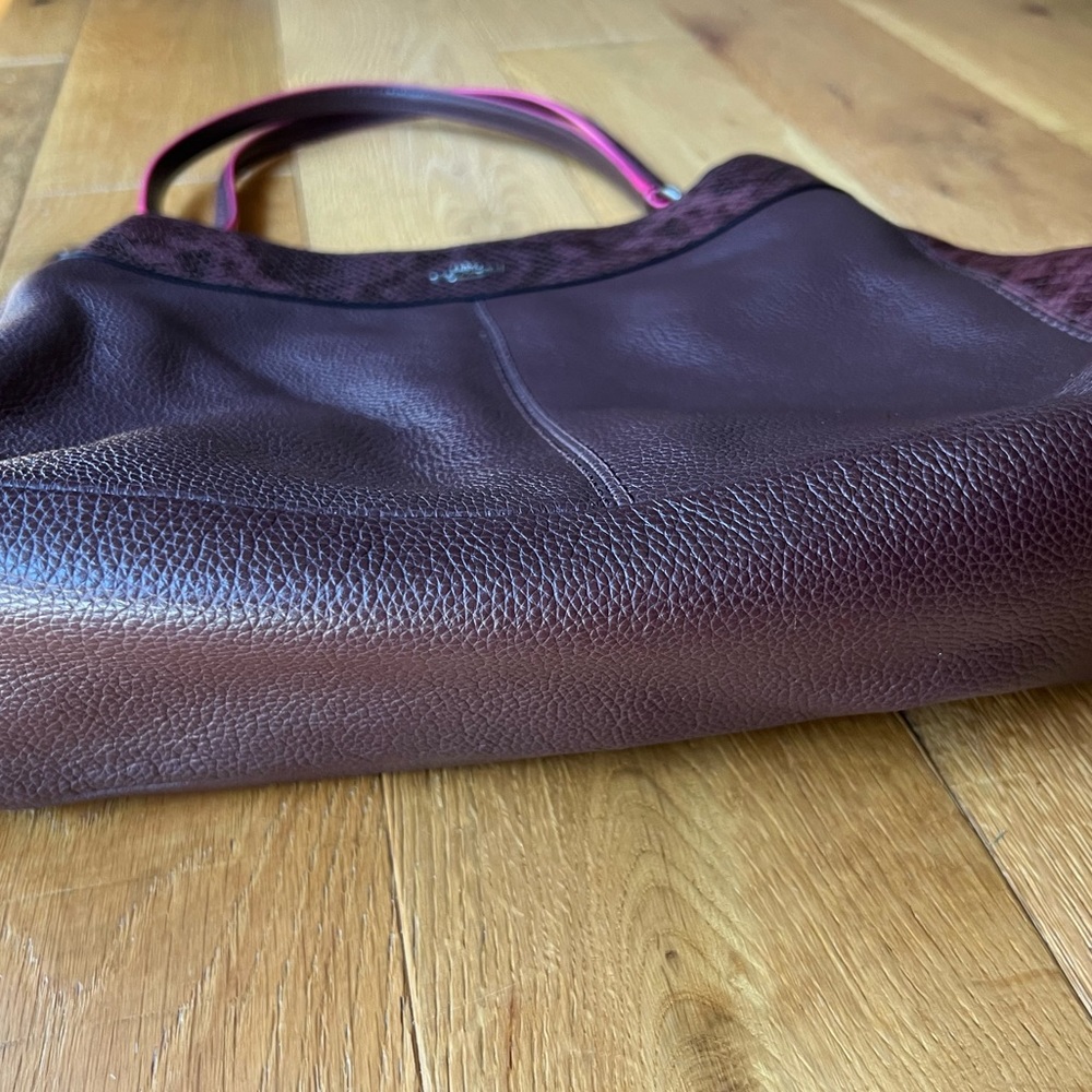 Coach Shoulder Bag - Picture 3 of 8